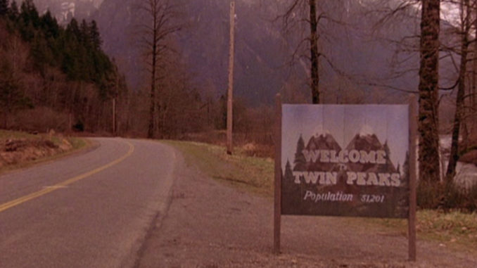 Official confirmation 3rd TWIN PEAKS season to premier on May 21th