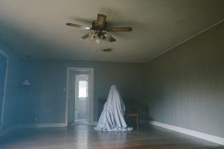 "A Ghost Story", with Casey Affleck and Rooney Mara, is the box office surprise of the weekend