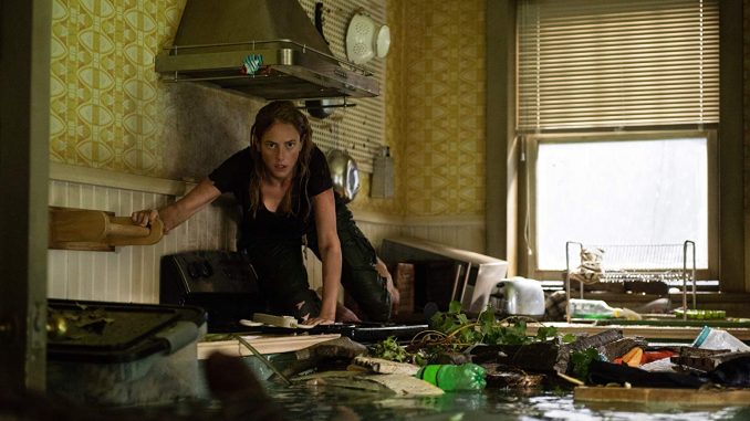 First trailer of "Crawl", directed by Alexandre Aja and produced by Sam Raimi