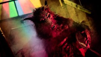 Werewolves and criminals in horror "A Werewolf in England"